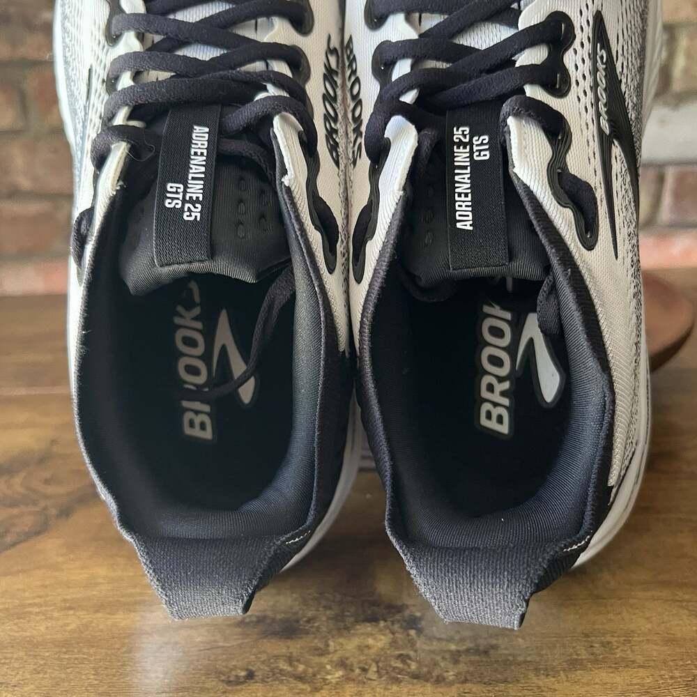 Brooks Adrenaline GTS 23 Max Cushion Mens 9.5 2E White Black Running Shoes - Picture 6 of 16